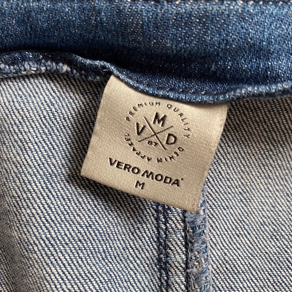 Vero Moda Denim Pencil Skirt with Buttons - Picture 3 of 6